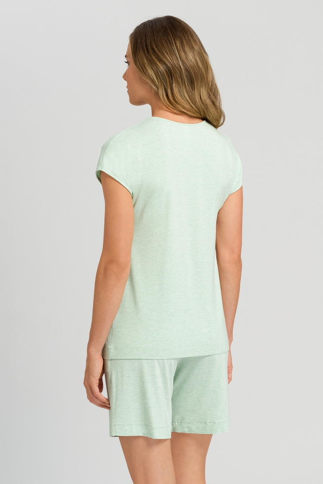 Женская домашняя футболка 2