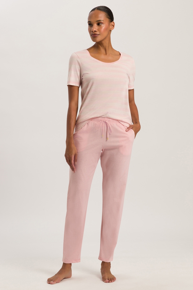 Женская пижама с брюками  1