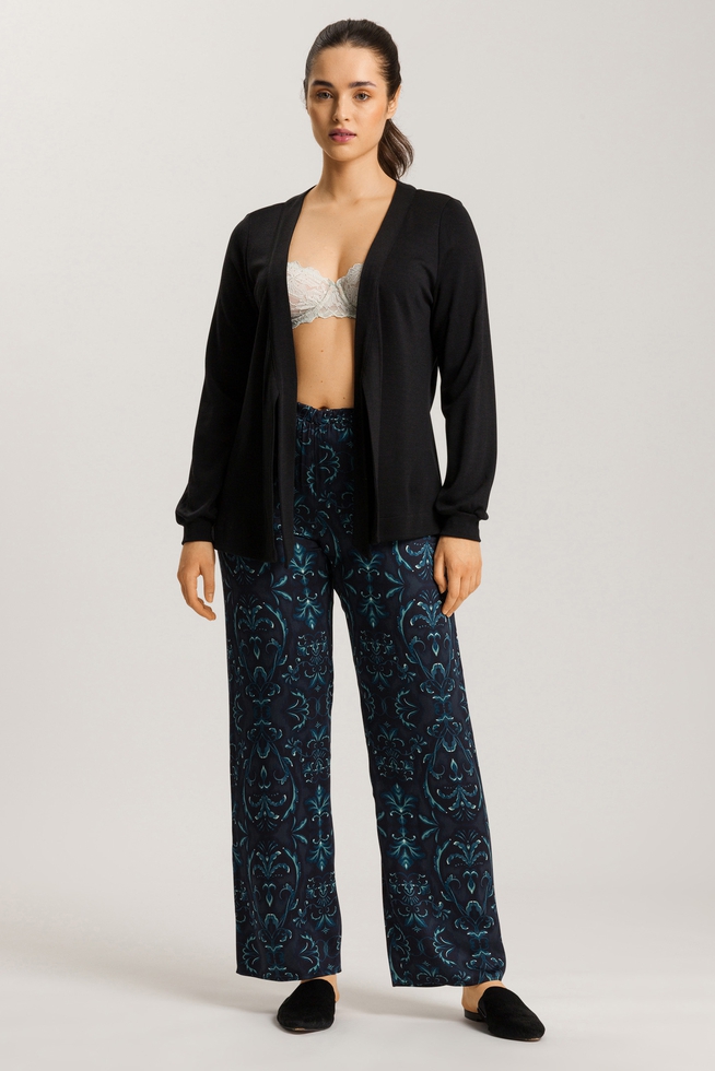 Женский черный домашний лонгслив 4