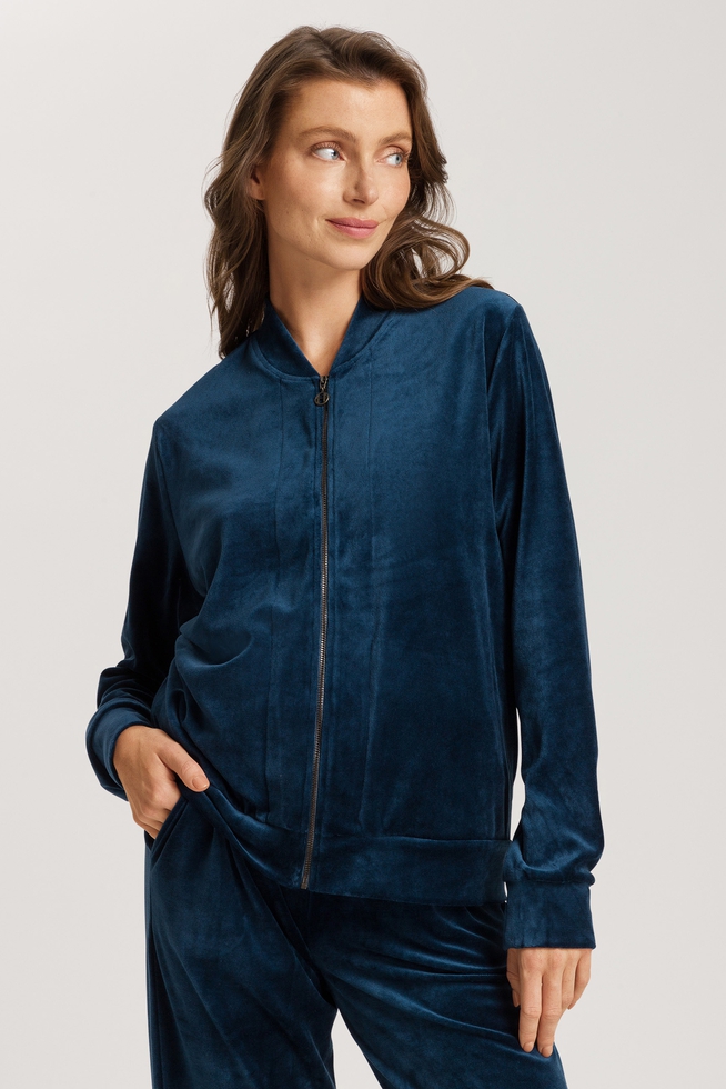 Женская велюровая толстовка 1