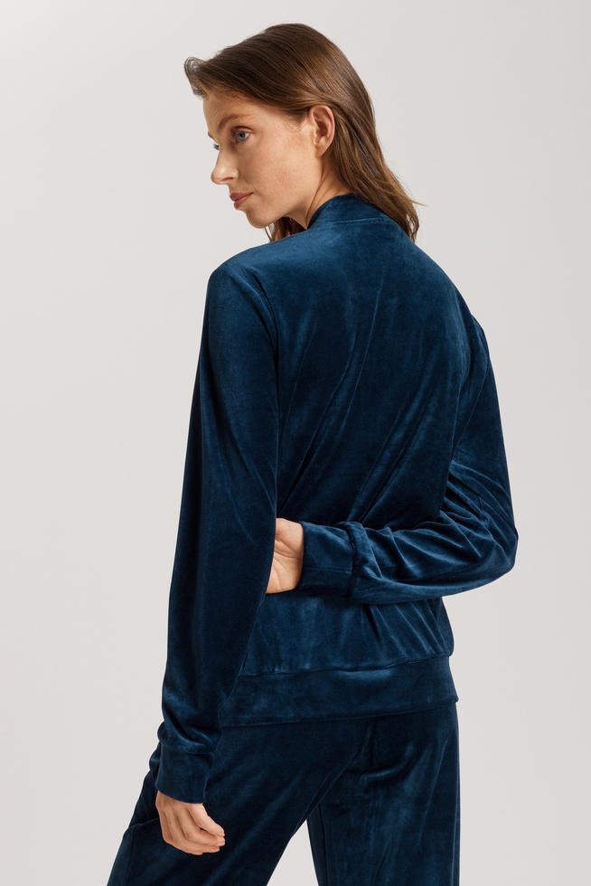 Женская велюровая толстовка 2