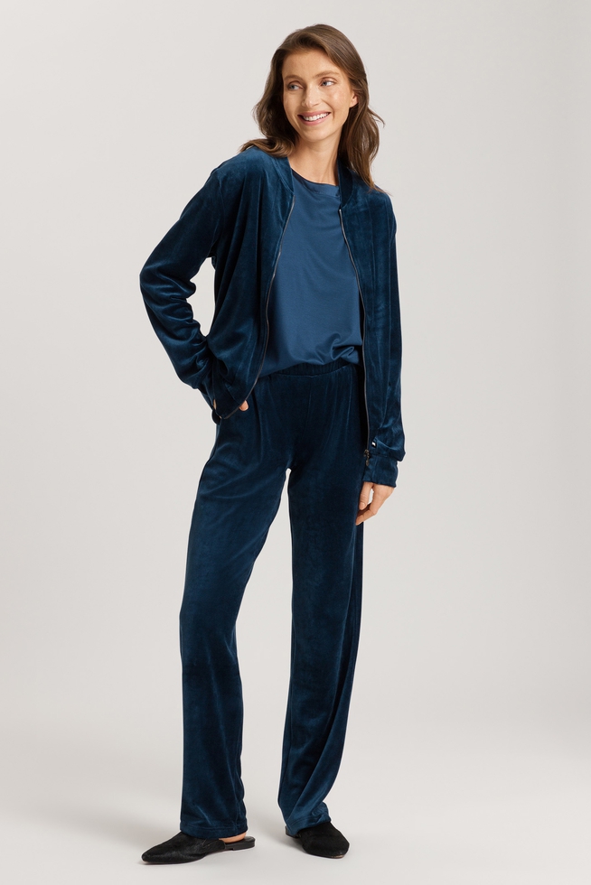 Женская велюровая толстовка 4