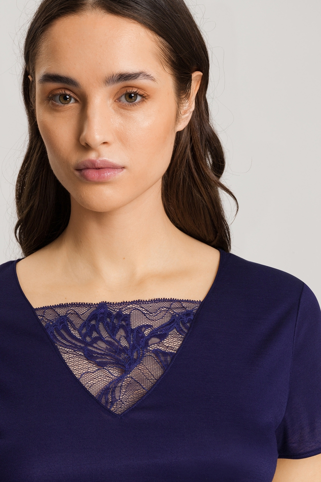 Женская сорочка миди с кружевом 4