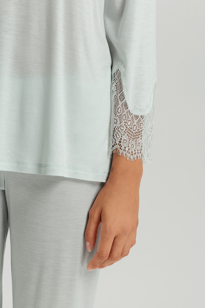  Женская пижама с брюками  4