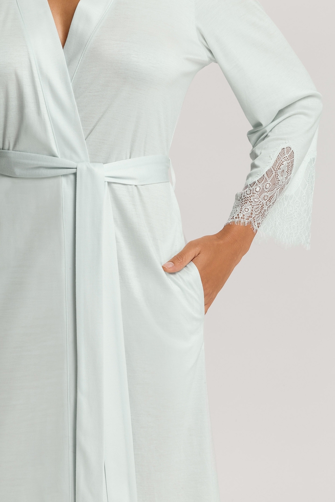 Женский голубой халат миди 4