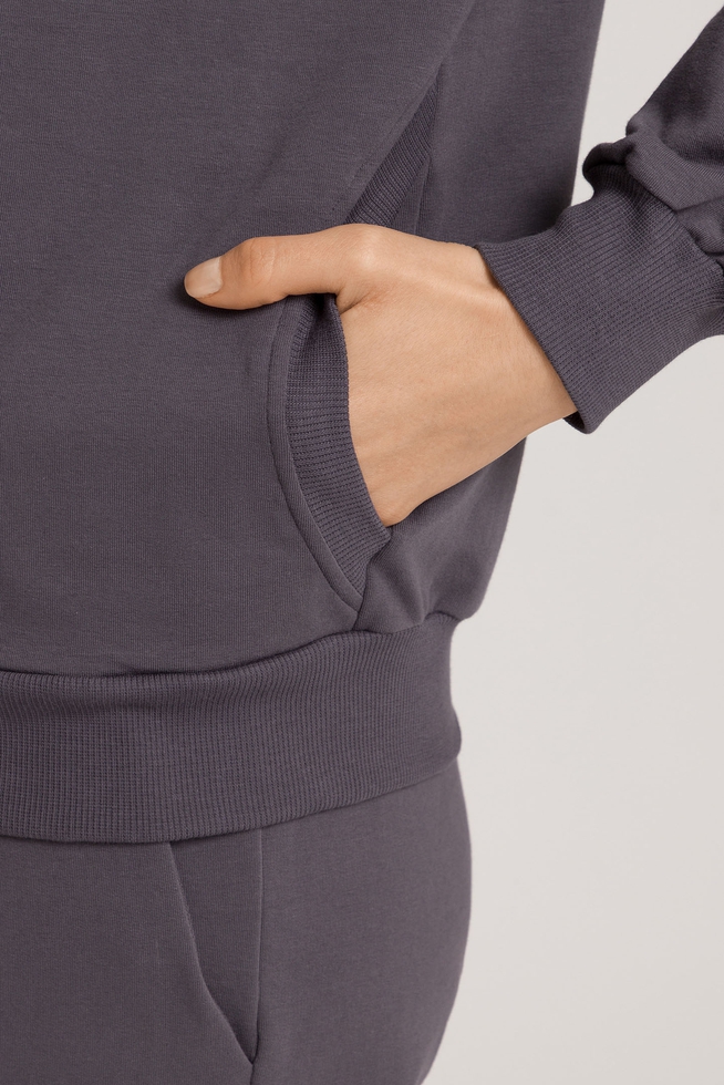 Женская черная толстовка 3