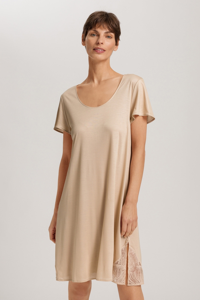  Женская бежевая сорочка миди  1