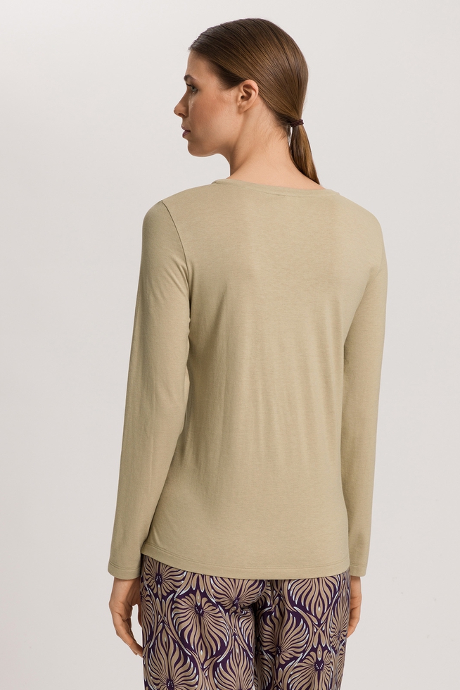  Женский бежевый домашний лонгслив  2
