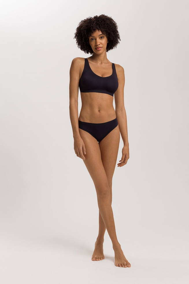  Женские бесшовные трусы-танга  4