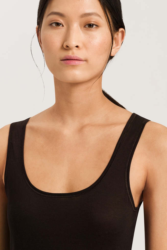 Женская черная хлопковая майка 3