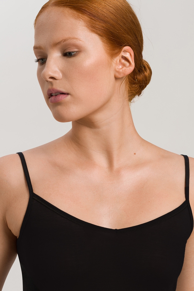 Женская черная короткая сорочка 3