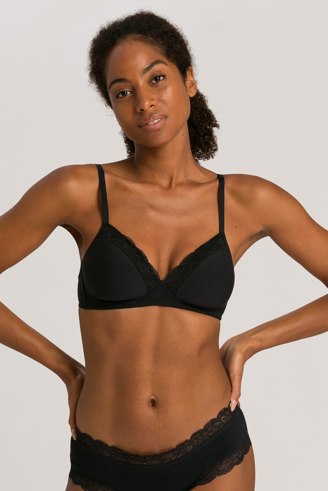  Черный бюстгальтер с плотными чашками с кружевом  1