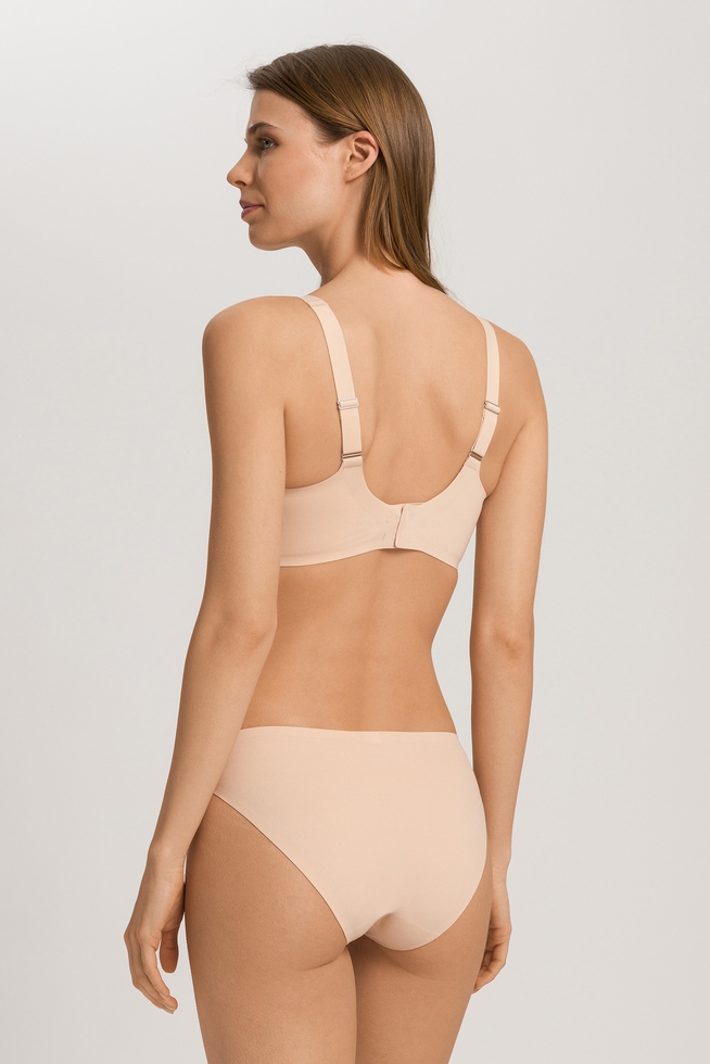  Бежевый бюстгальтер-топ с плотными чашками  2