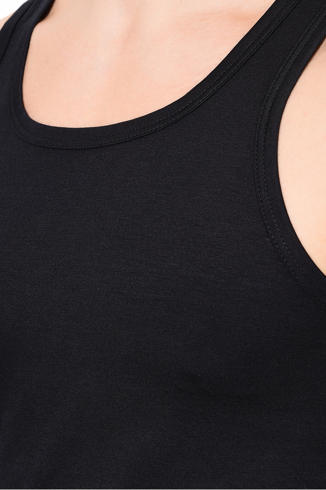 Мужская приталенная майка 4