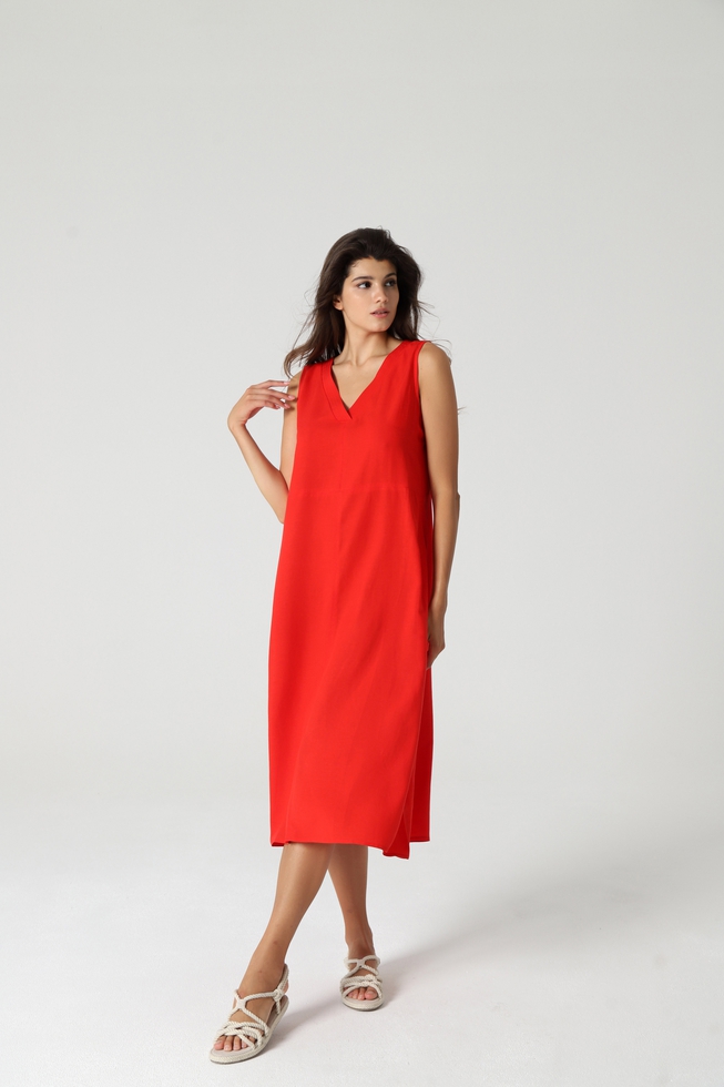 Женское красное пляжное платье 3
