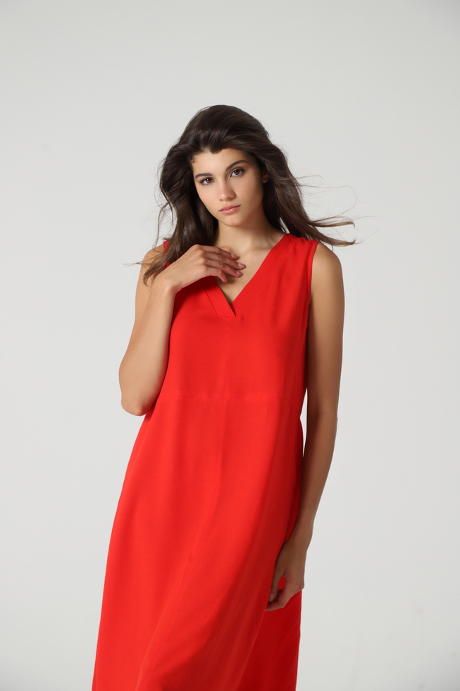 Женское красное пляжное платье 4