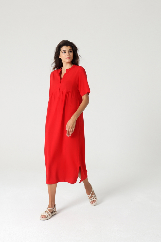 Женское красное пляжное длинное платье 2