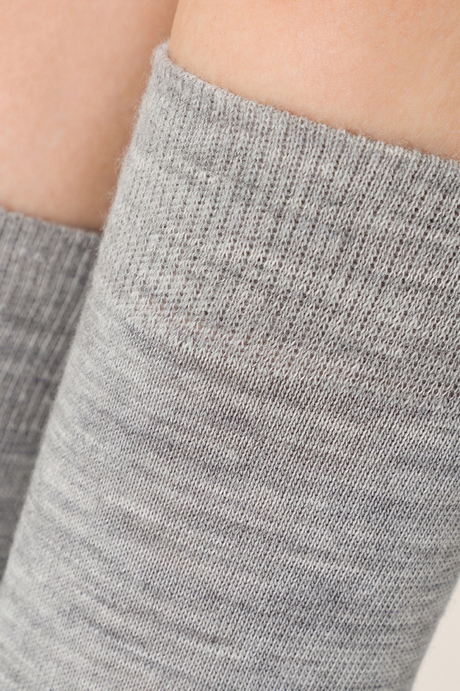 Женские серые шерстяные носки 3