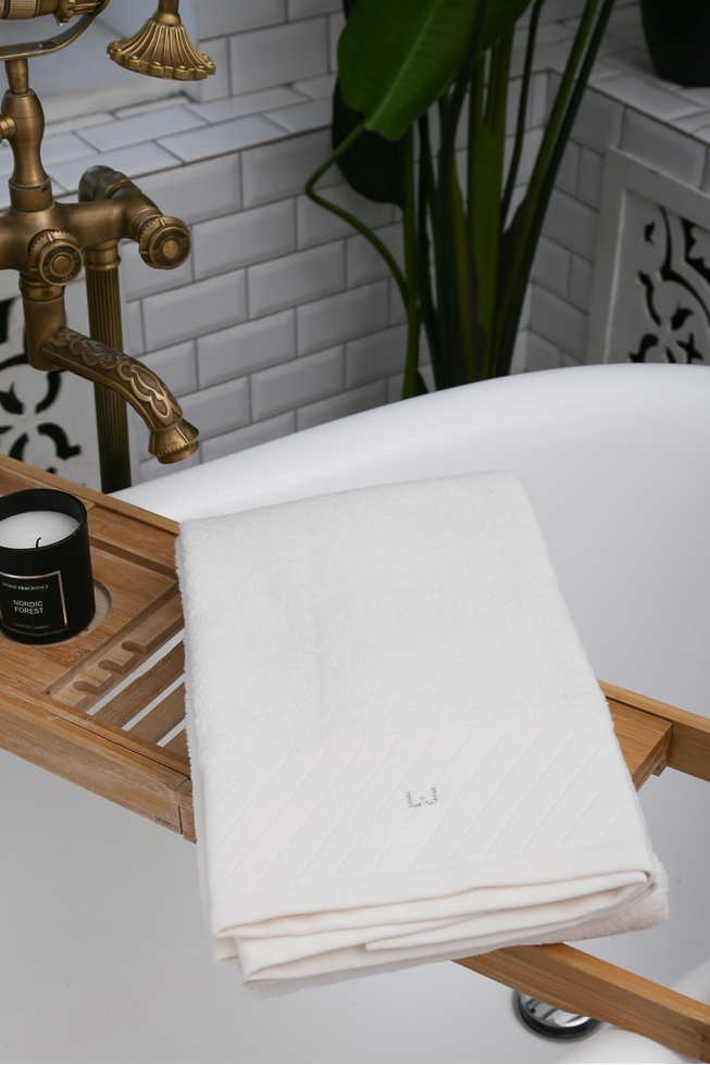 Полотенце кремовое из хлопка 100x150 см 4