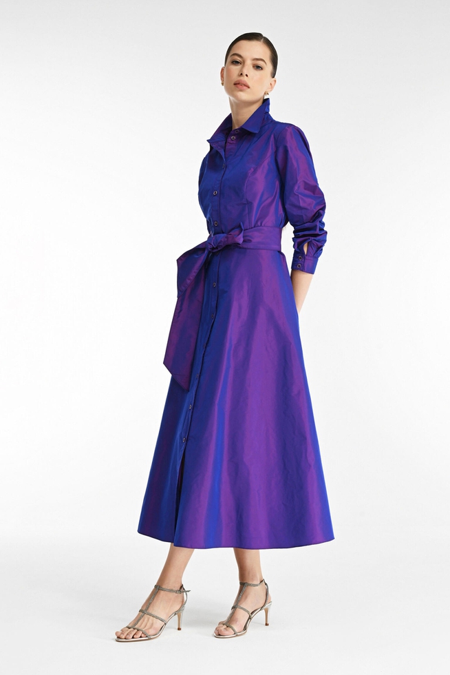 Длинное фиолетовое платье с длинными рукавами 2
