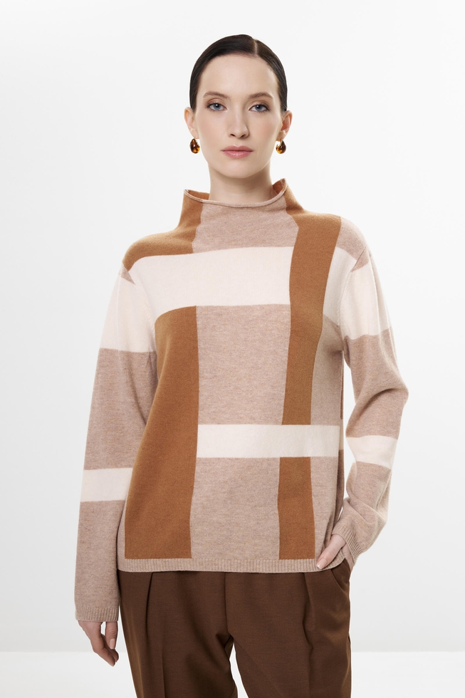 Женский джемпер из шерсти  1