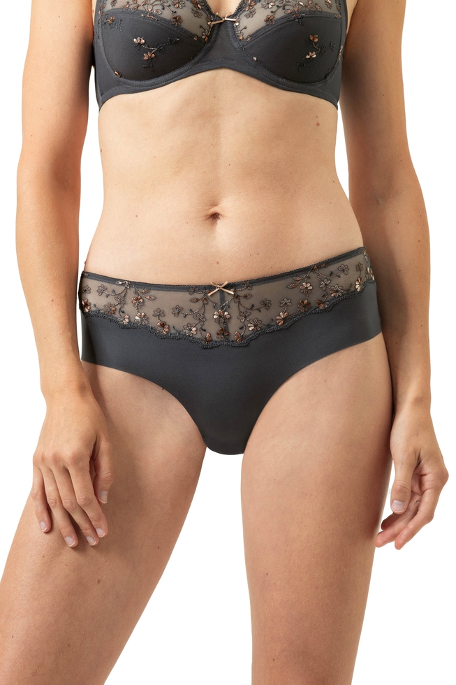  Женские высокие трусы-бразилиана с вышивкой  1