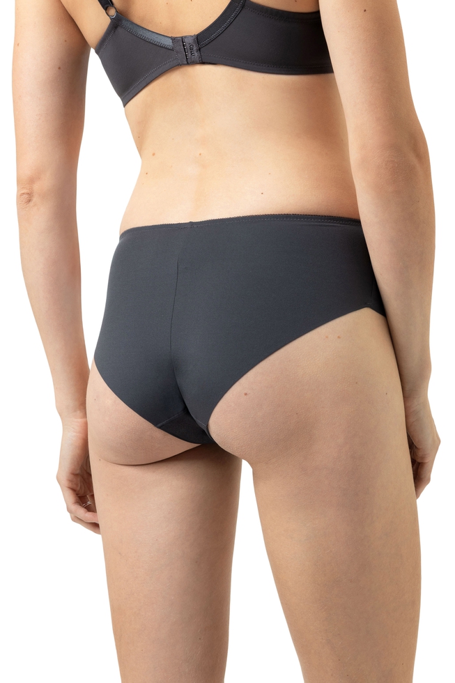  Женские высокие трусы-бразилиана с вышивкой  2