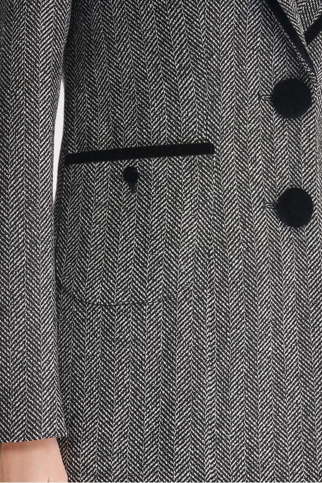 Женский приталенный жакет 7