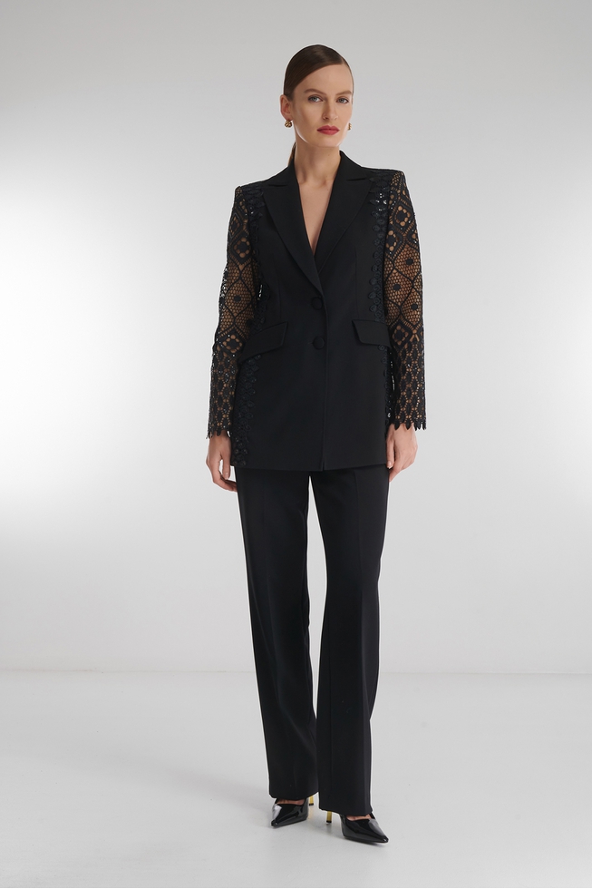 Женский чёрный жакет 3