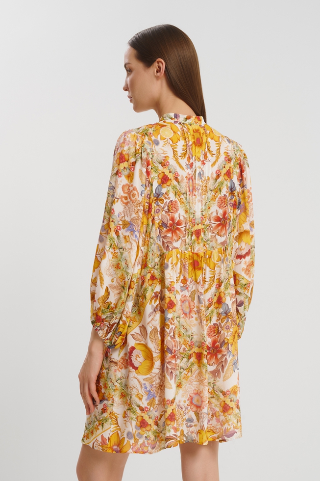 Короткое платье 2