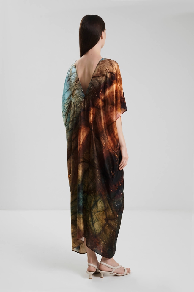 Длинное шёлковое платье с принтом  2