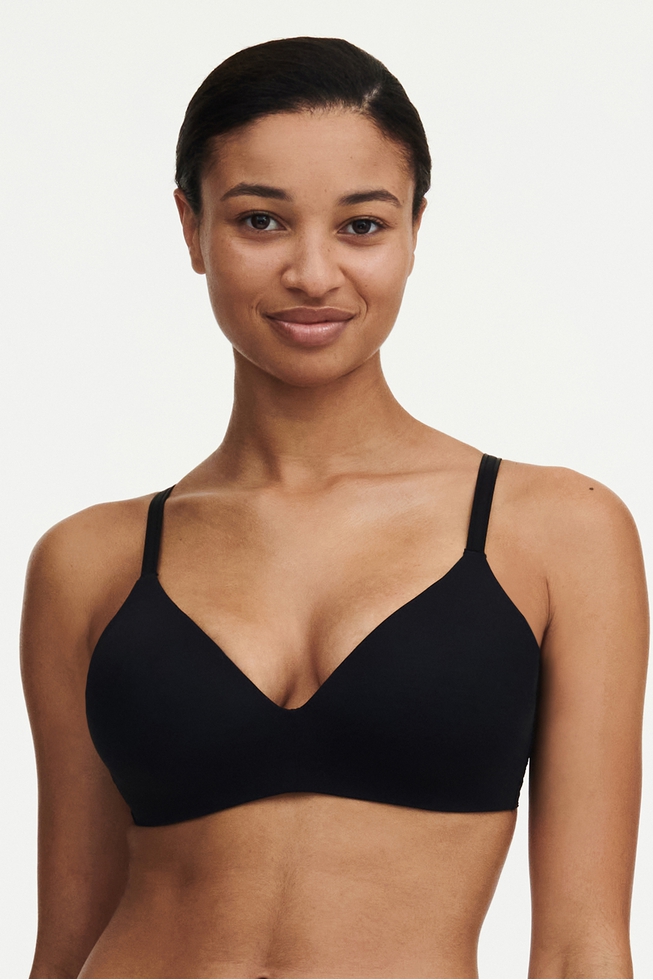 Черный кружевной бюстгальтер  с плотными чашками без косточек 1