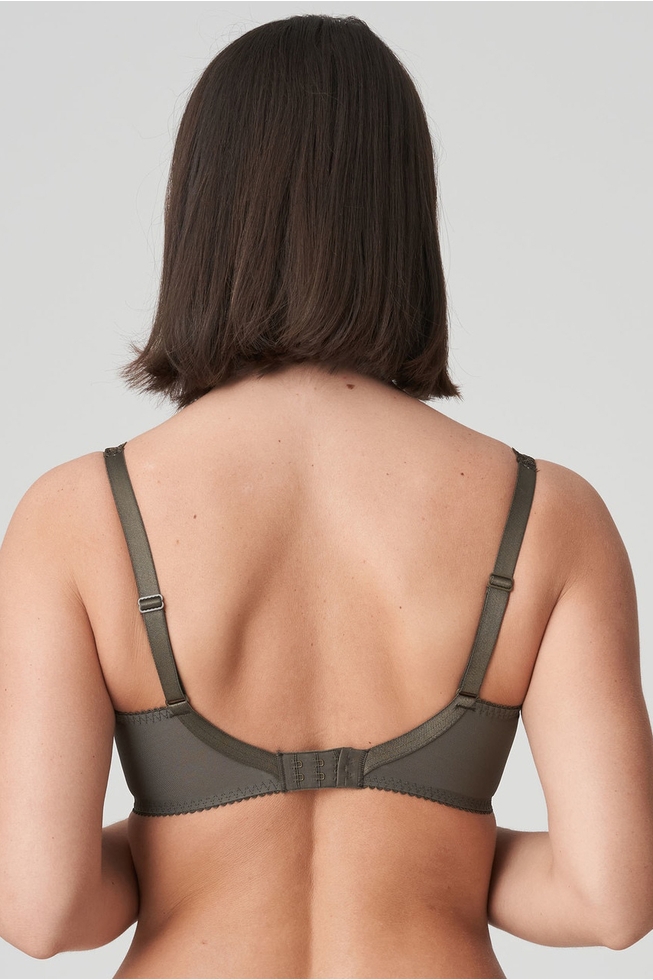 Бюстгальтер с мягкой чашкой 2