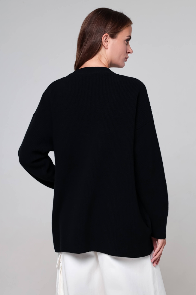 Женский чёрный шерстяной кардиган 2