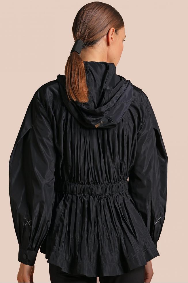 Женская куртка-ветровка 7