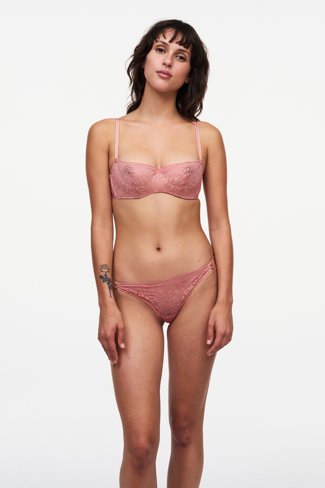  Кружевной бюстгальтер-планж с мягкими чашками  3