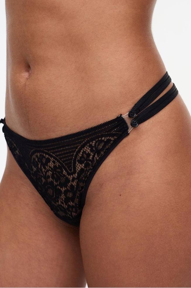 Женские черные кружевные трусы-стринги 3