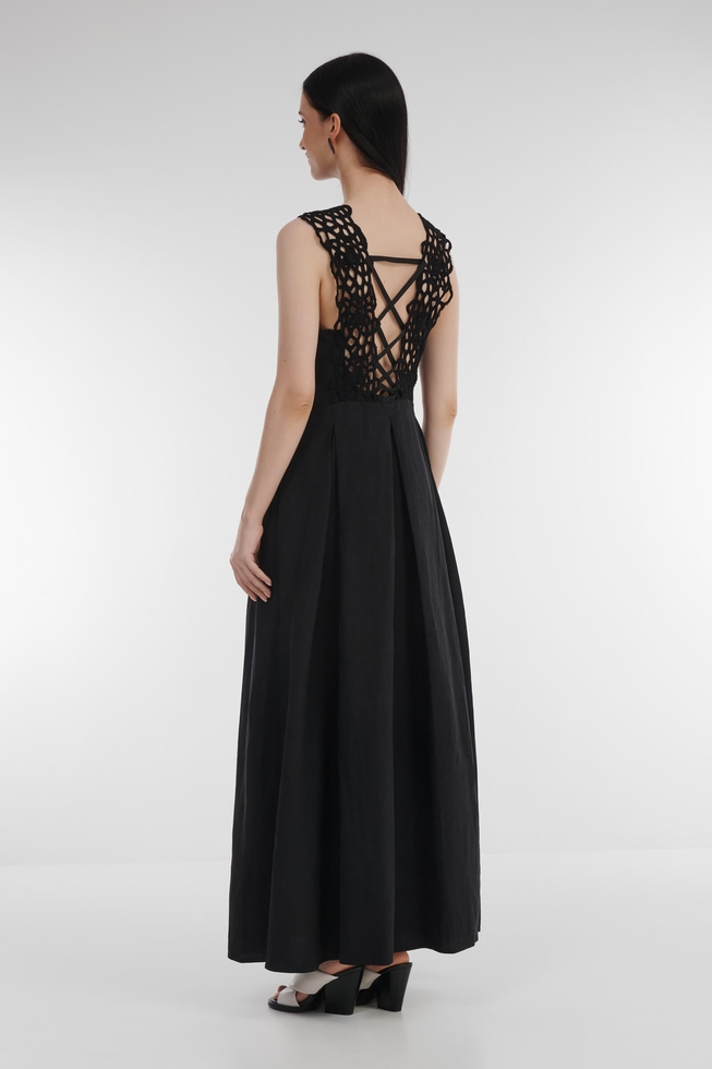 Чёрное длинное платье 2