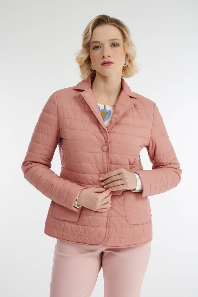 Женская пудровая куртка 4