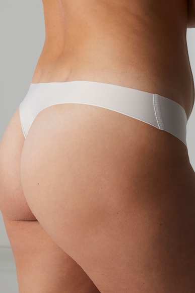 Женские трусы-стринги Simone Perele 10V700 купить в интернет-магазине Bestelle фото 2