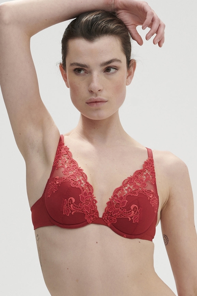 Кружевной красный бюстгальтер с плотными чашками Simone Perele 15C347 купить в интернет-магазине Bestelle фото 1