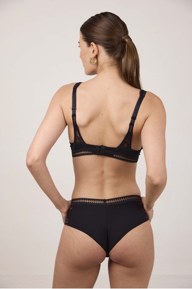 Чёрный кружевной бюстгальтер с мягкими чашками Maison Lejaby 250342 купить в интернет-магазине Bestelle фото 10