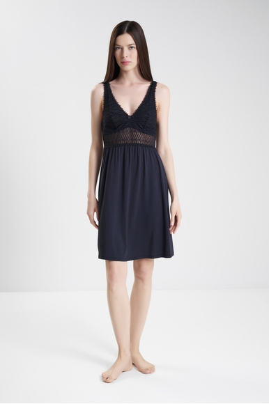 Короткая черная сорочка Triumph 10216543 купить в интернет-магазине Bestelle фото 3