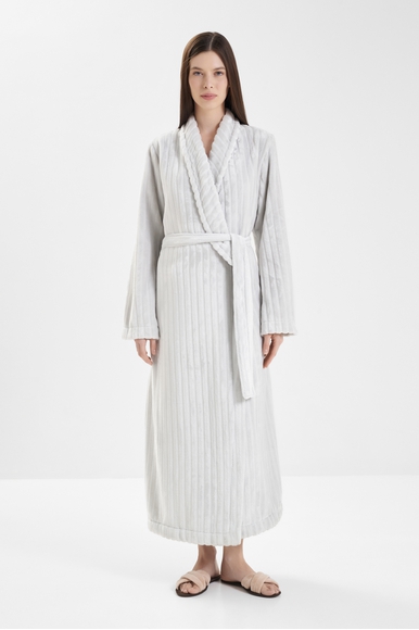 Женский длинный халат Le Chat ESSENTIELH63A купить в интернет-магазине Bestelle фото 1