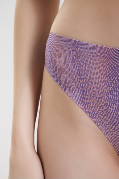  Женские бесшовные трусы-стринги one size с принтом   Chantelle C11D90 купить в интернет-магазине Bestelle фото 4