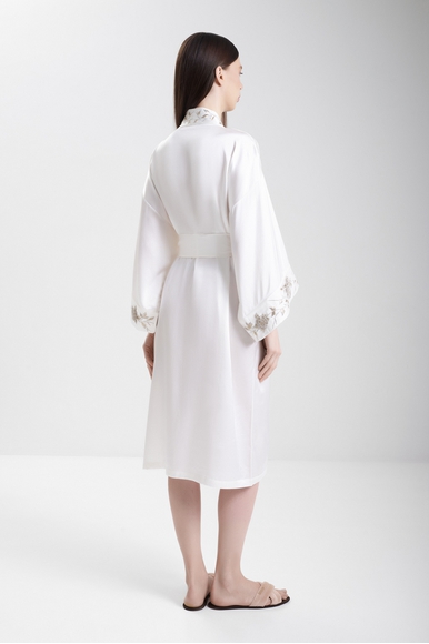  Женский короткий халат из шелка с вышивкой  Karma on the rocks BR/KR/NIKSWF-SS купить в интернет-магазине Bestelle фото 2