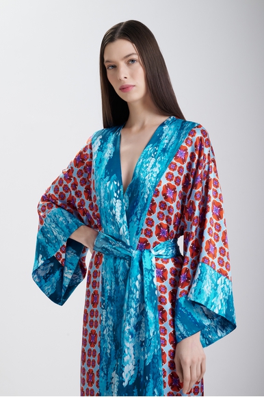  Женский длинный шелковый халат с принтом  Karma on the rocks HOL25/KR/KOB55-SS купить в интернет-магазине Bestelle фото 3