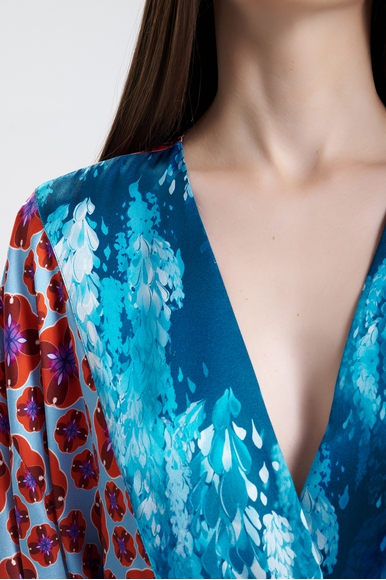  Женский длинный шелковый халат с принтом  Karma on the rocks HOL25/KR/KOB55-SS купить в интернет-магазине Bestelle фото 4