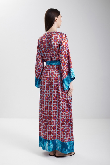  Женский длинный шелковый халат с принтом  Karma on the rocks HOL25/KR/KOB55-SS купить в интернет-магазине Bestelle фото 2