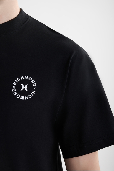 Мужская хлопковая футболка Richmond X UMA25444TS купить в интернет-магазине Bestelle фото 4